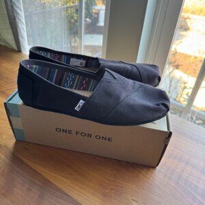 Tom's Classic shoe - Size 11